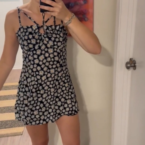RSQ Mini Dress Flower Print - Picture 1 of 6